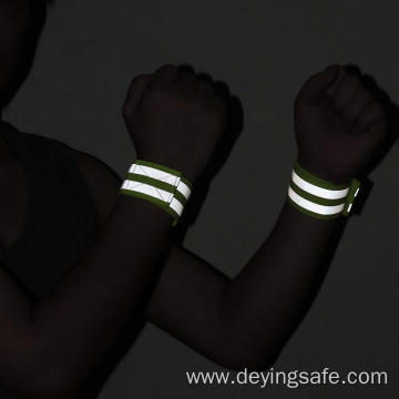 Hi-visibility reflective Elastic armband for running